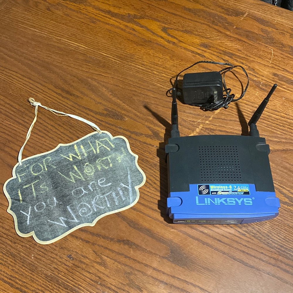 Linksys WRT54GS Wireless-G Router with SpeedBooster – Retro Tech/Home Office